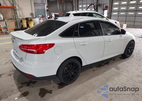 2015 Ford Focus Se из США, поврежденный, VIN 1FADP3F23FL361260